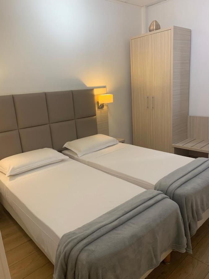 Hotel Lutetia Канны Экстерьер фото